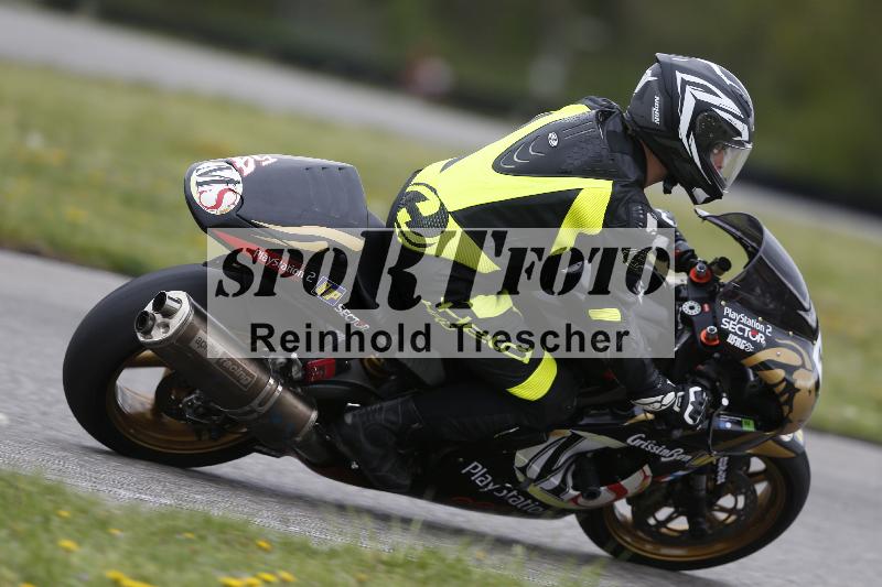 Archiv-2025/08 20.04.2025 Speer Racing ADR/Gruppe gruen/backside